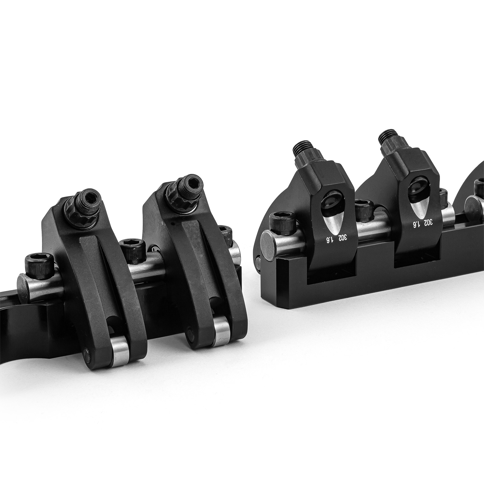 Speedmaster® 1-261-020 Ford SB 289 302 351 Windsor Shaft 1.6 Ratio DNA® Aluminum Roller Rocker Arms